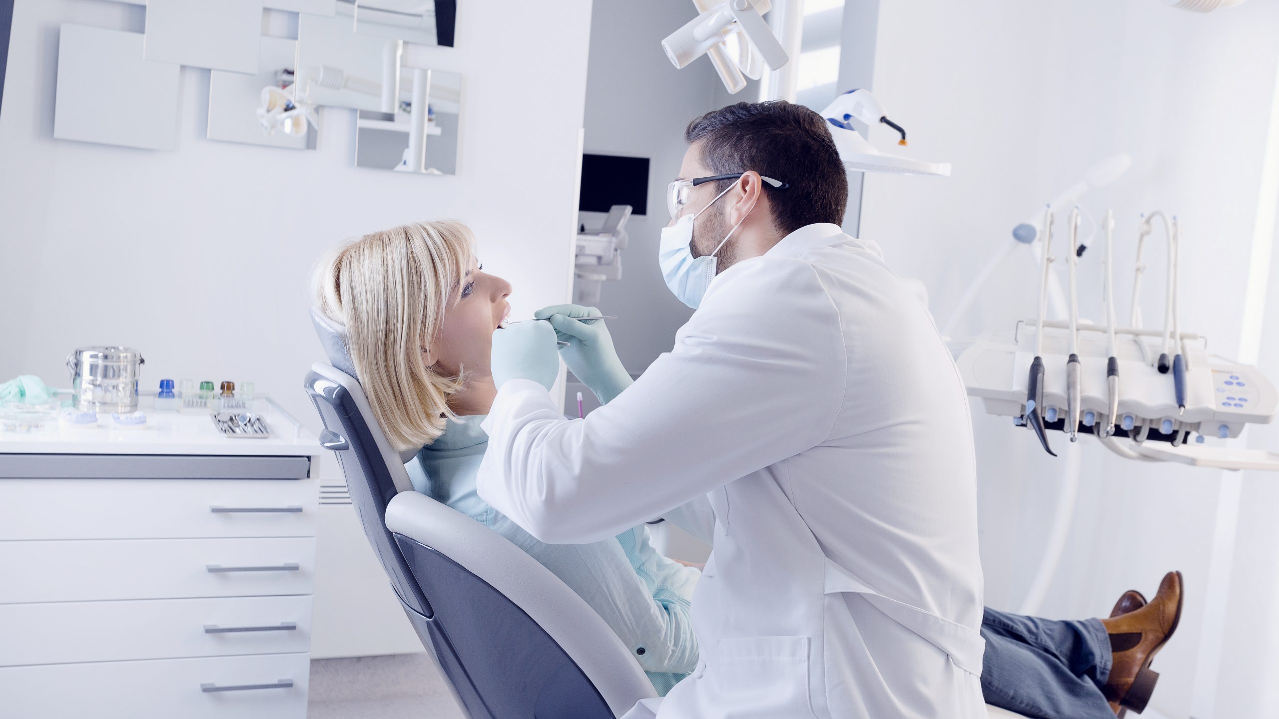 Dentist in Walled Lake, MI